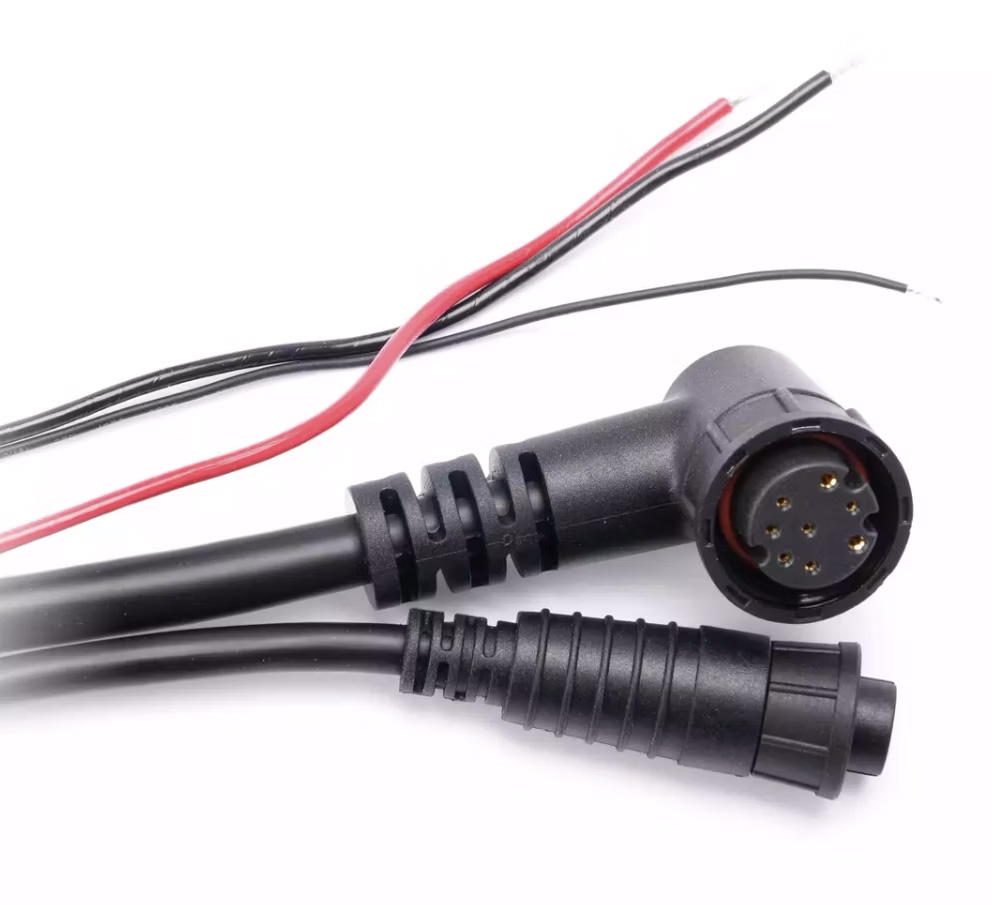 RAYMARINE ALPHA SPÄNNING & RAYNET KABEL 1M